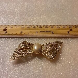 Bow Shape Brooch